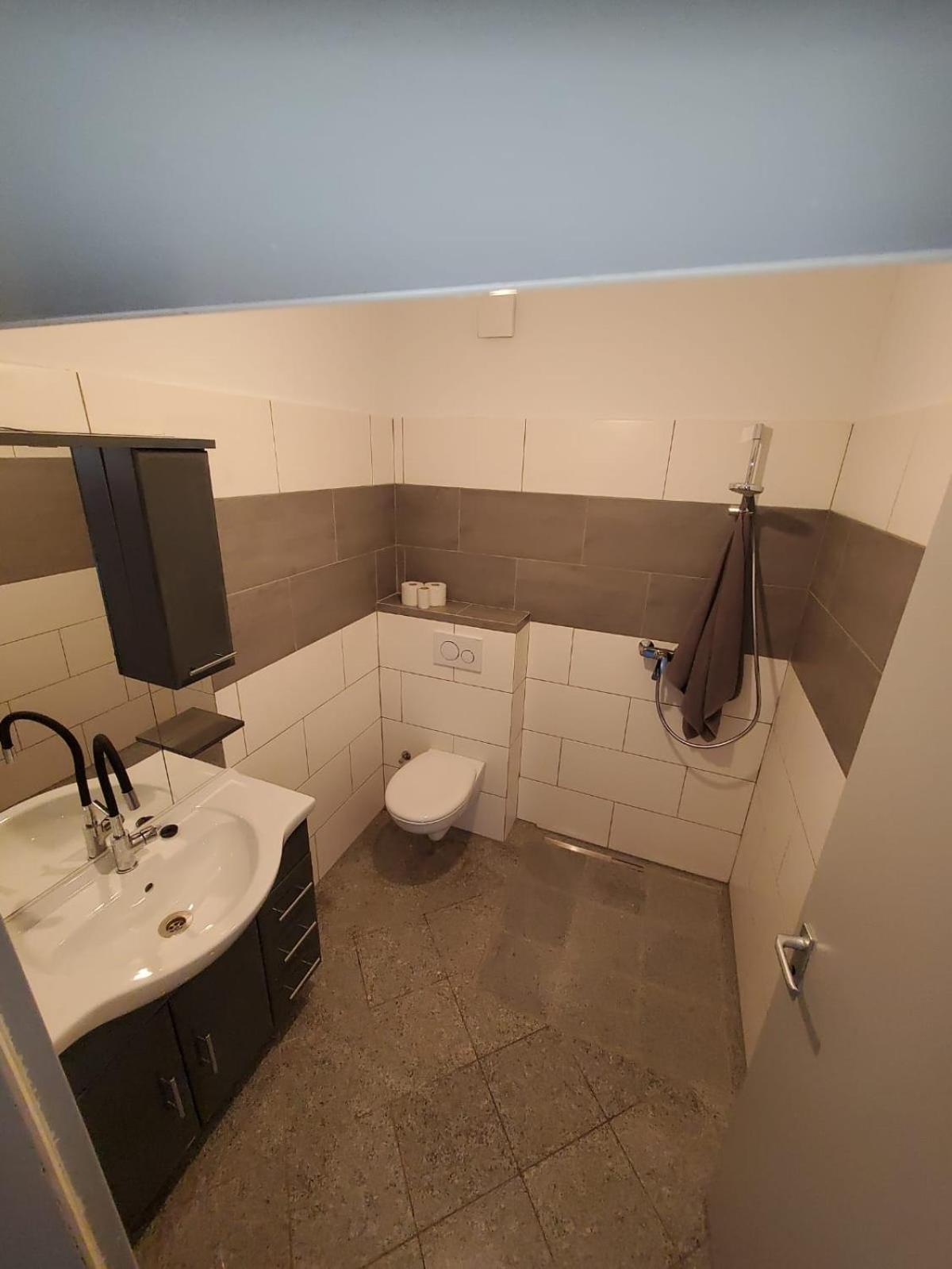 Grosse 3 Zi Wohnung Auf Der Pferde Farm Lahr  Esterno foto