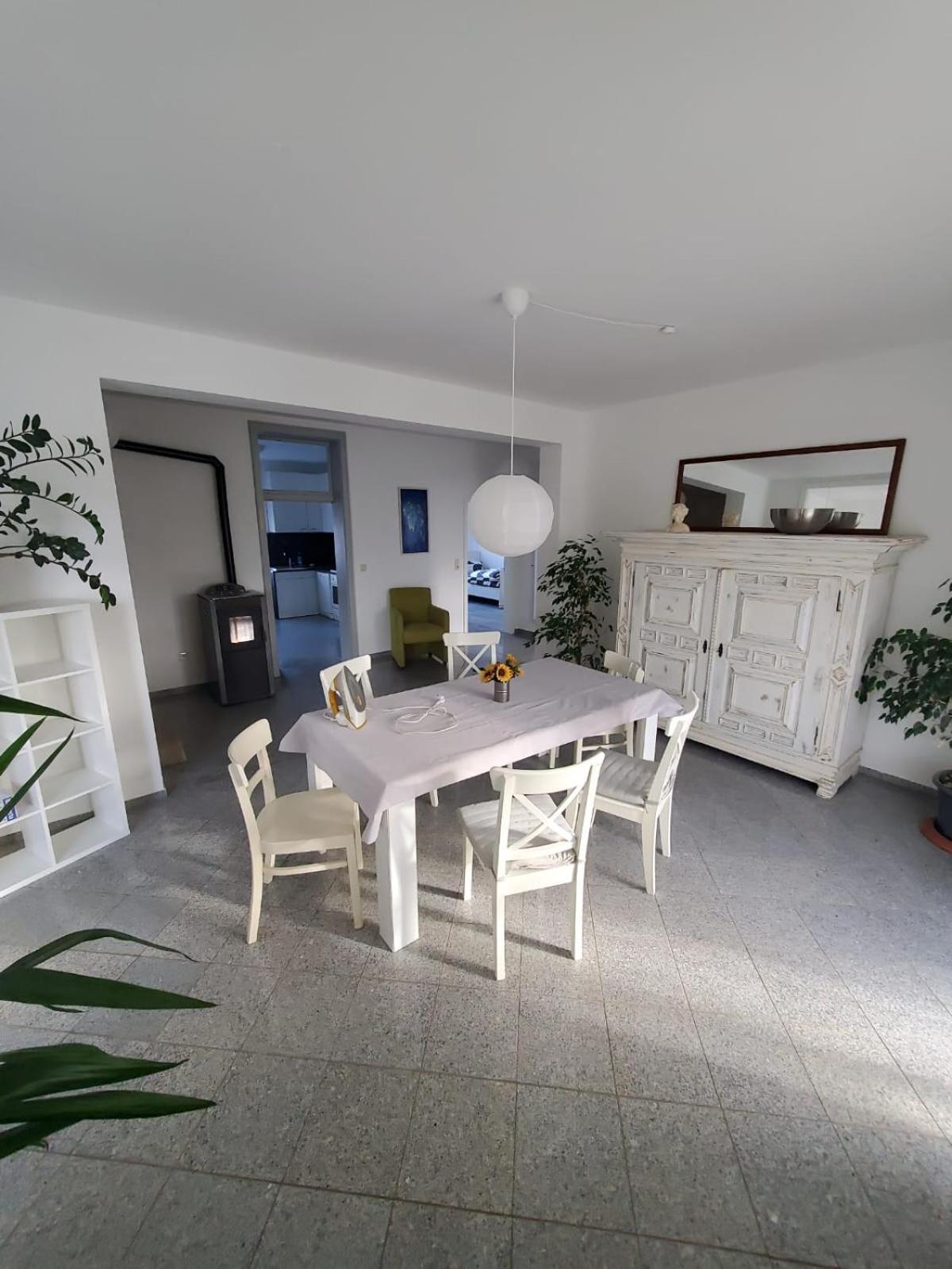 Grosse 3 Zi Wohnung Auf Der Pferde Farm Lahr  Esterno foto